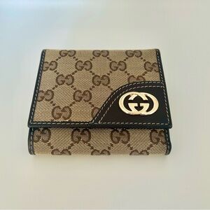 Woman’s Gucci Wallet